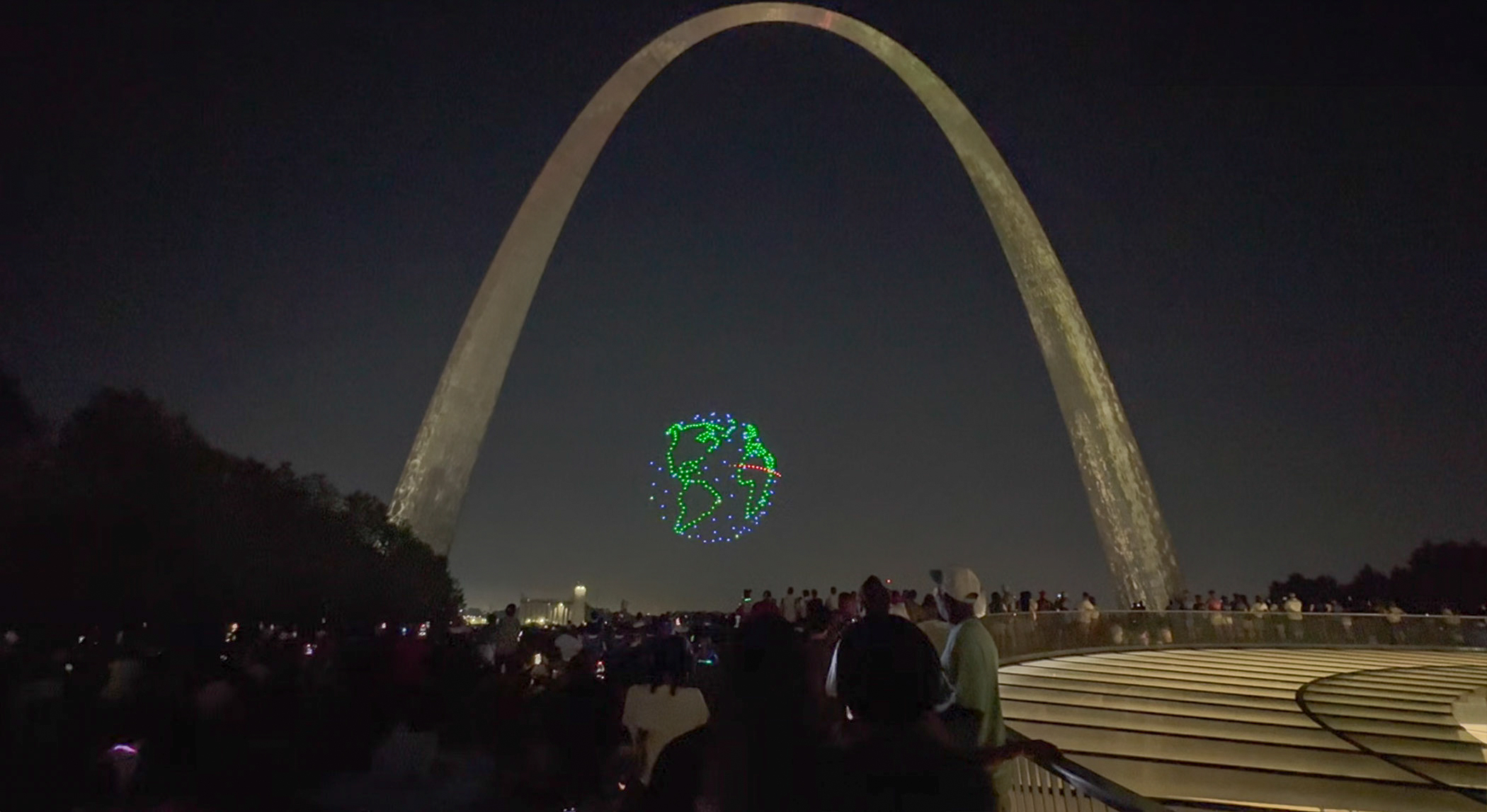 stlouis_superman_july4th2025_globe-2